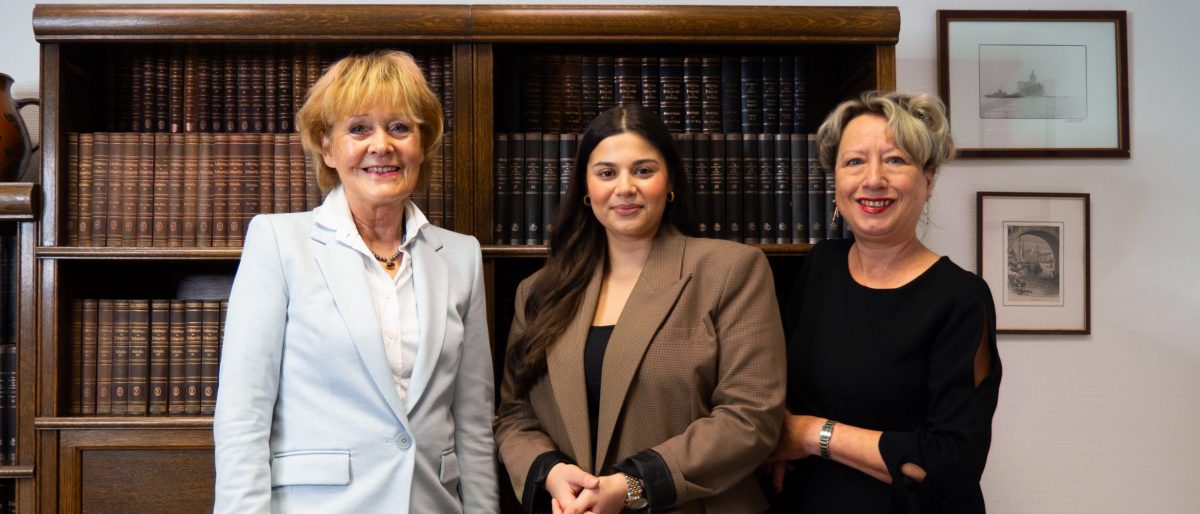 Permalink auf:Die Anwältinnen